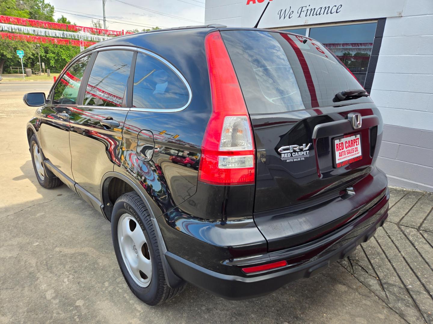 2010 Black Honda CR-V LX 2WD 5-Speed AT (5J6RE3H38AL) with an 2.4L L4 DOHC 16V engine, 5-Speed Automatic transmission, located at 503 West Court, Seguin, TX, 78155, (830) 379-3373, 29.568621, -97.969803 - Photo#3